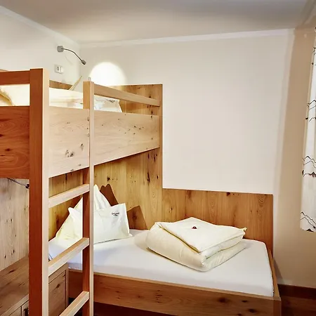 Bauernhof Oberschwarzach 4*