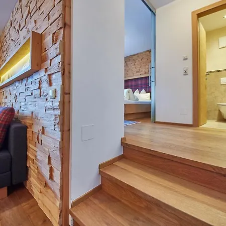 فندق Bauernhof Oberschwarzach سالباخ هينترغليم