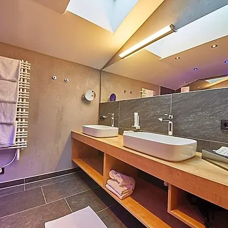 Bauernhof Oberschwarzach 酒店 4*