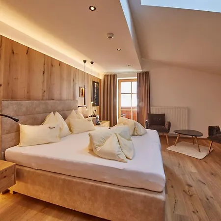 Bauernhof Oberschwarzach 4* Σάαλμπαχ-Χίντεργκλεμ
